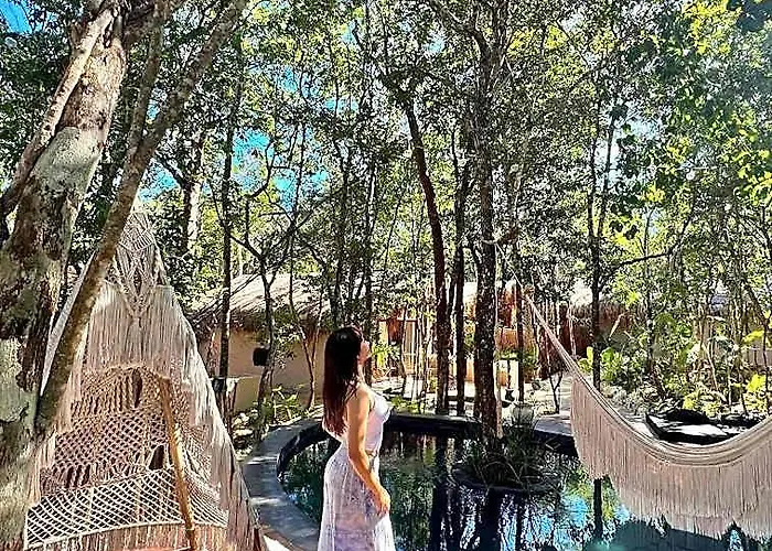 Hotel The Yellow Nest 4*