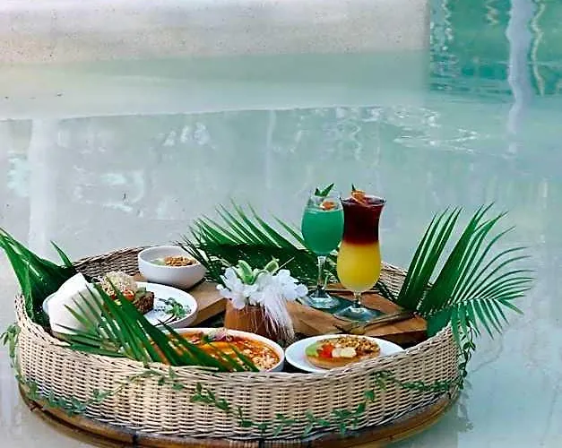 The Yellow Nest 4* Riviera Maya